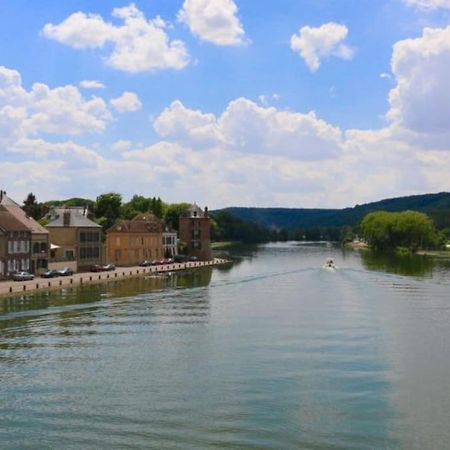 La Demeure De Margot - 24 Couchages Villa Villeneuve-sur-Yonne Luaran gambar