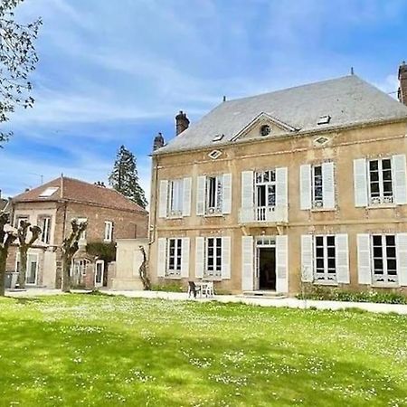 La Demeure De Margot - 24 Couchages Villa Villeneuve-sur-Yonne Luaran gambar