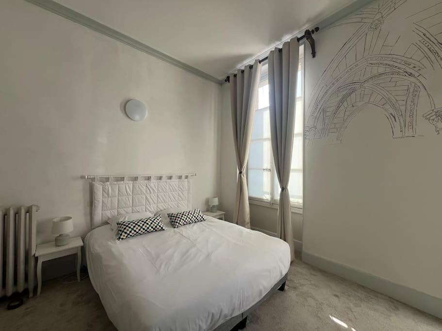 La Demeure De Margot - 24 Couchages Villa Villeneuve-sur-Yonne Luaran gambar